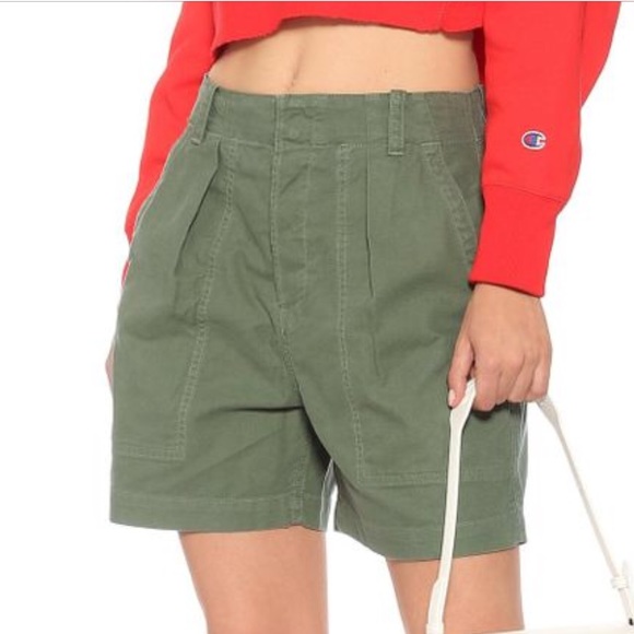 Citizens of Humanity Cassidy Pleated Shorts - Picture 2 of 10